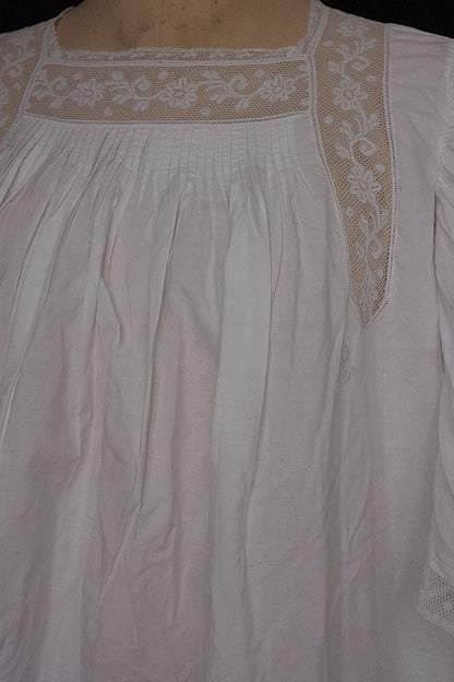 アンティークワンピース　vêtement  antique robe de chambre 5 .FR a l'epoque