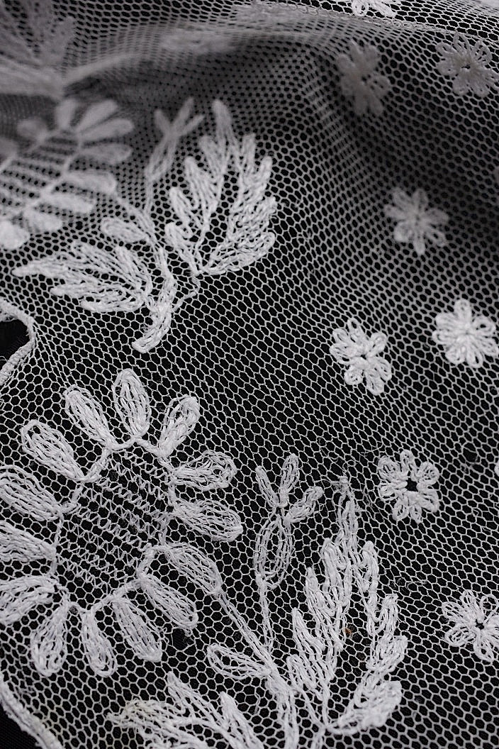 アンティークレース　dentelle ancinne　ショール　 .FR a l'epoque