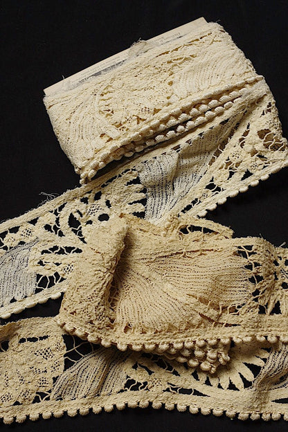 アンティークレース　dentelle ancinne　装飾テープ .FR a l'epoque