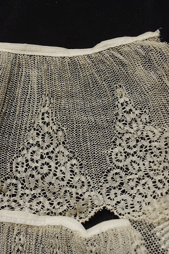アンティークレース　dentelle ancinne　プリーツレース　17本 .FR a l'epoque