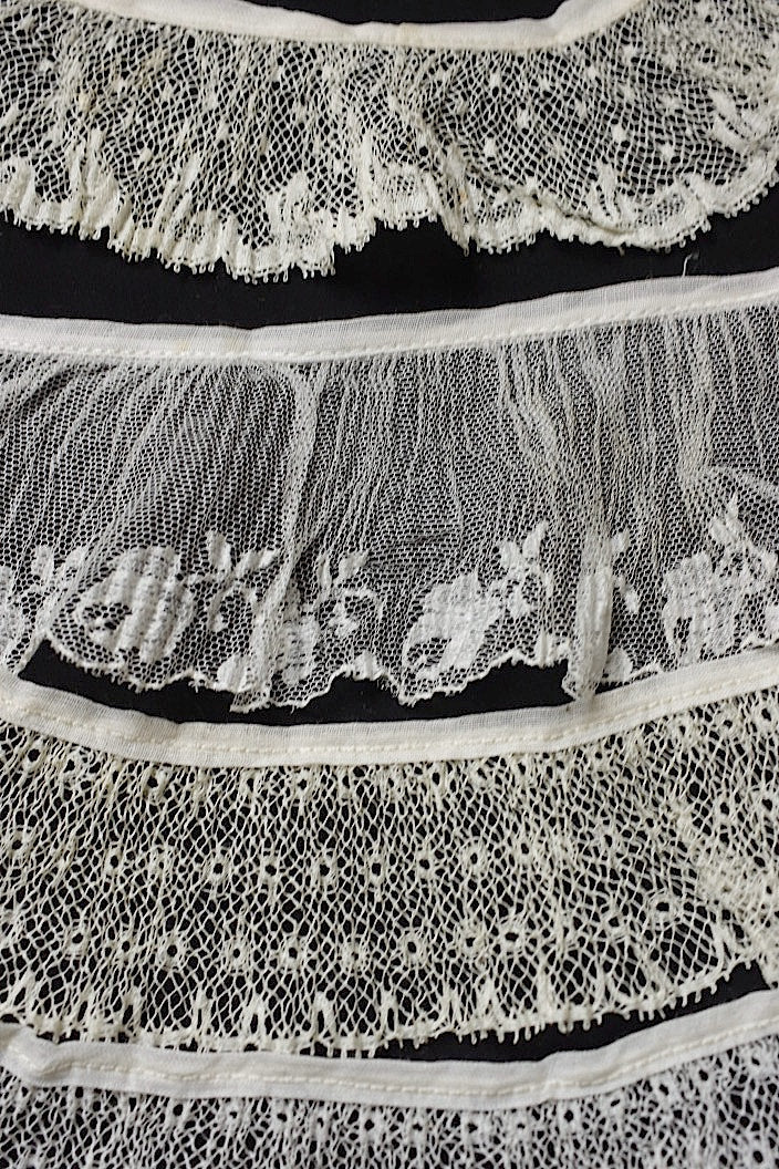 アンティークレース　dentelle ancinne　プリーツレース　14本 .FR a l'epoque