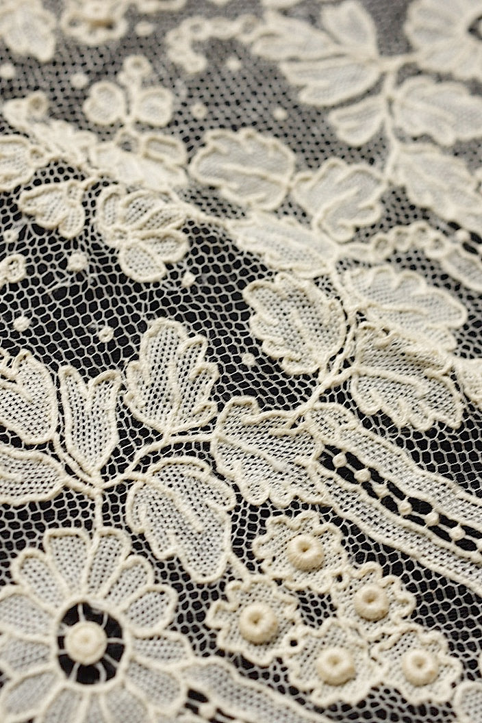 アンティークハンカチ　mouchoir .FR a l'epoque