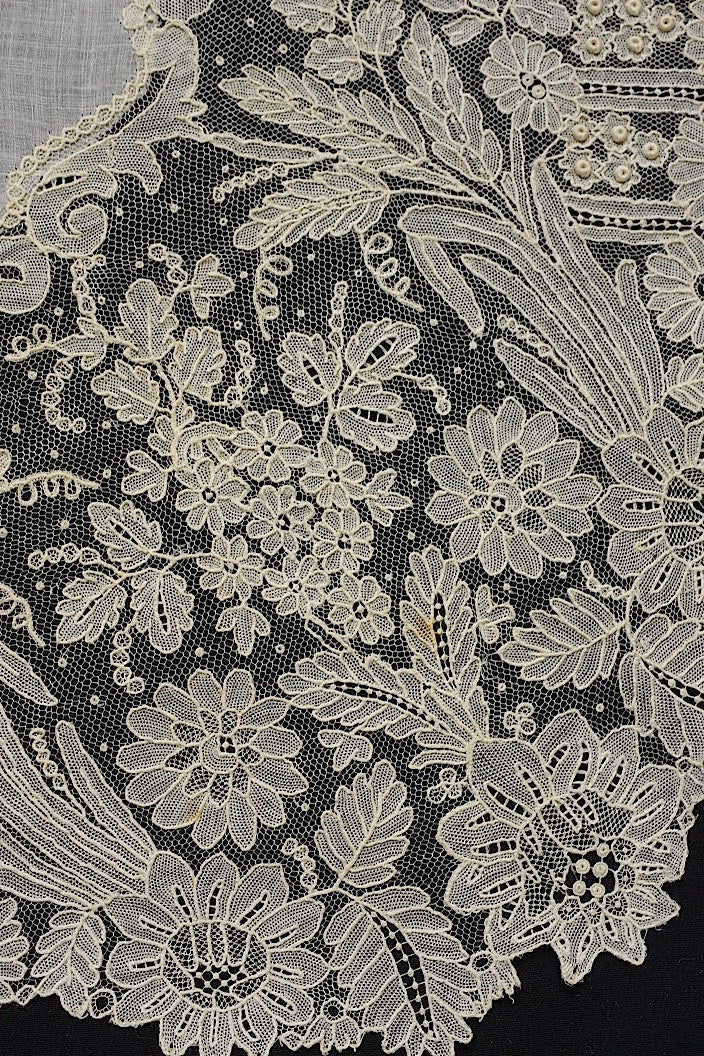 アンティークハンカチ　mouchoir .FR a l'epoque