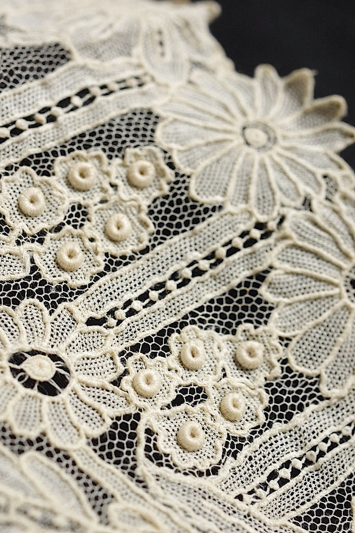 アンティークハンカチ　mouchoir .FR a l'epoque