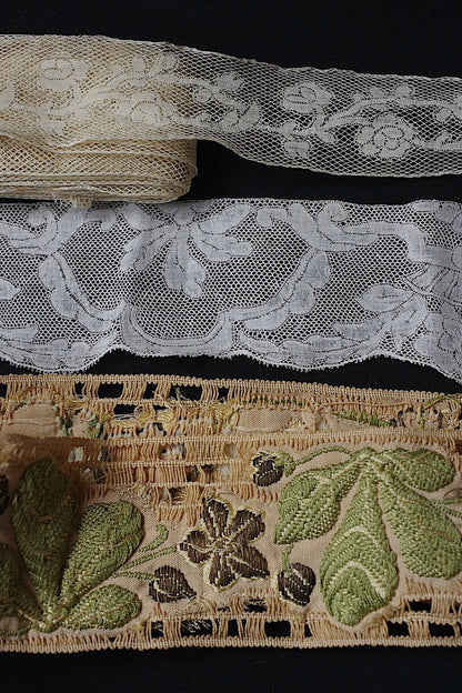 アンティークレース　dentelle et ruban antique .FR a l'epoque