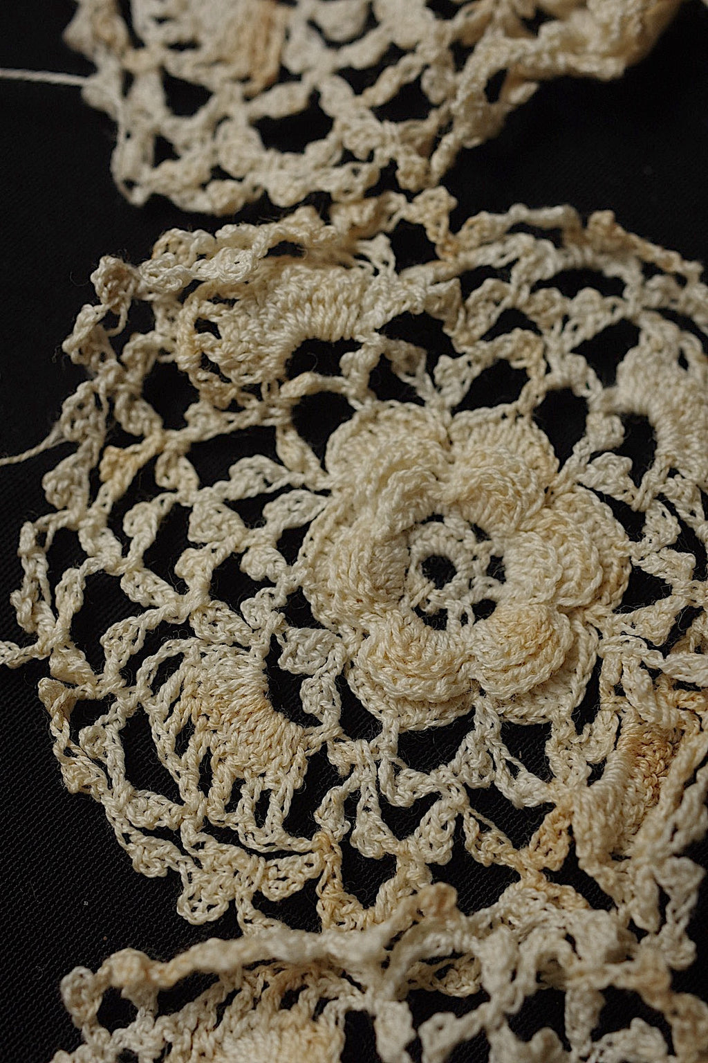 アンティークレース　dentelle ancienne クロシェモチーフ38個 .FR a l'epoque