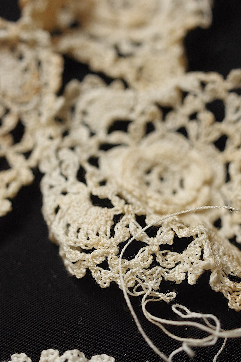 アンティークレース　dentelle ancienne クロシェモチーフ38個 .FR a l'epoque