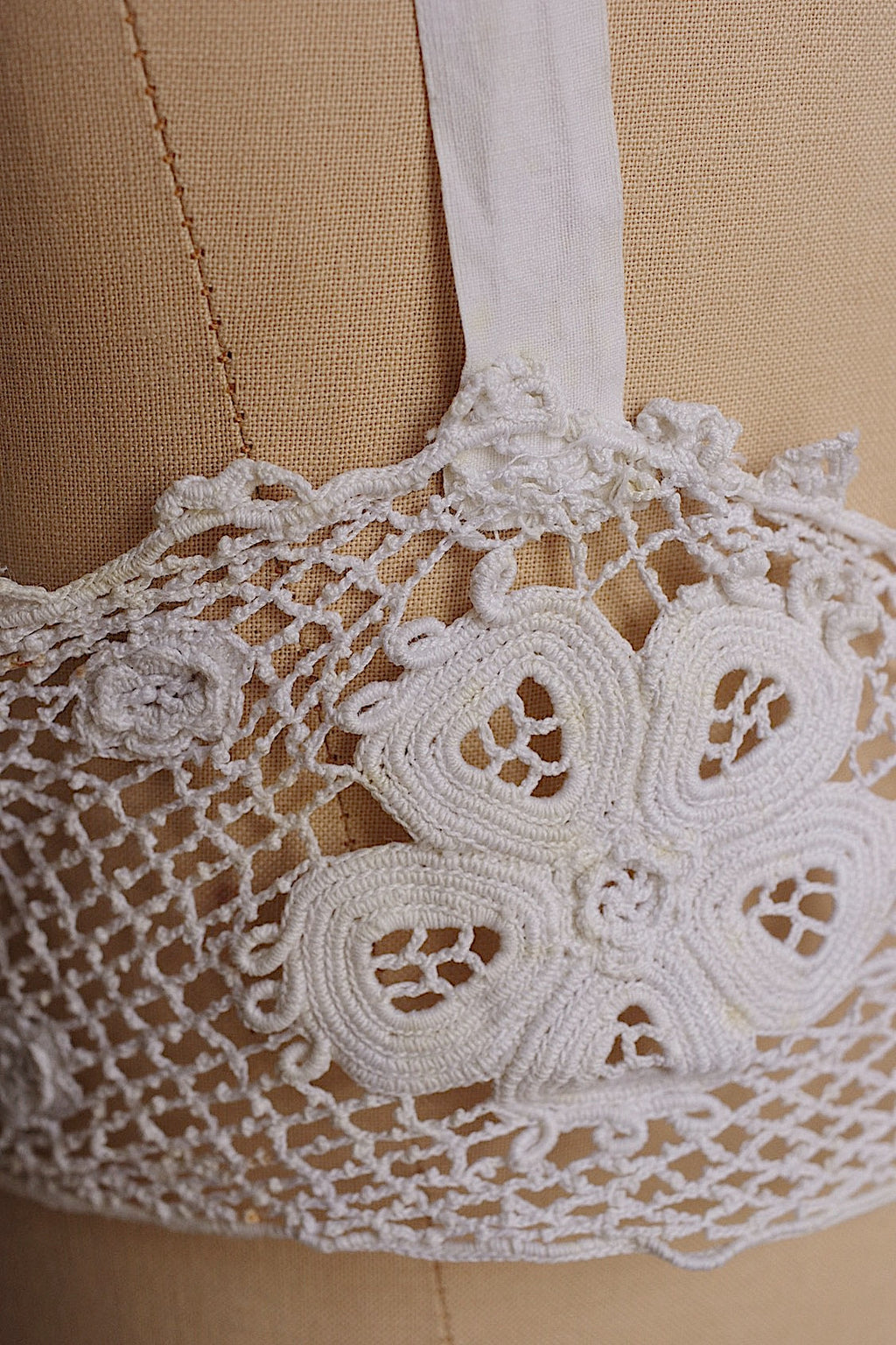 アンティークレース　dentelle ancienne クロシェ top .FR a l'epoque