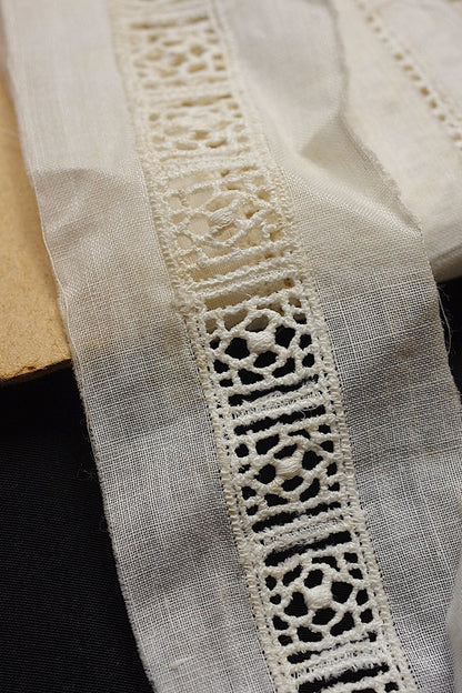 アンティークレース　dentelle ancienne リボン通し　テープ  2種 .FR a l'epoque
