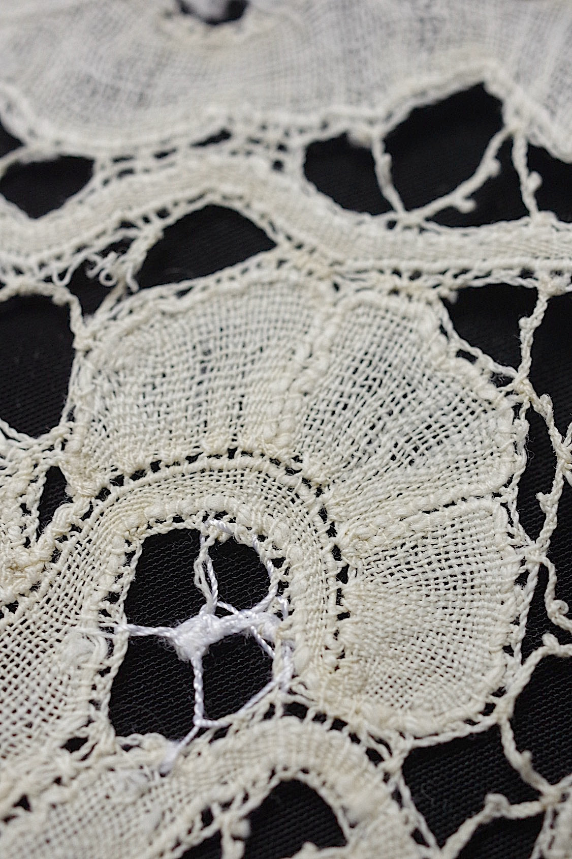 アンティークレースハンカチ　mouchoir  ancien ハンカチ２種 .FR a l'epoque