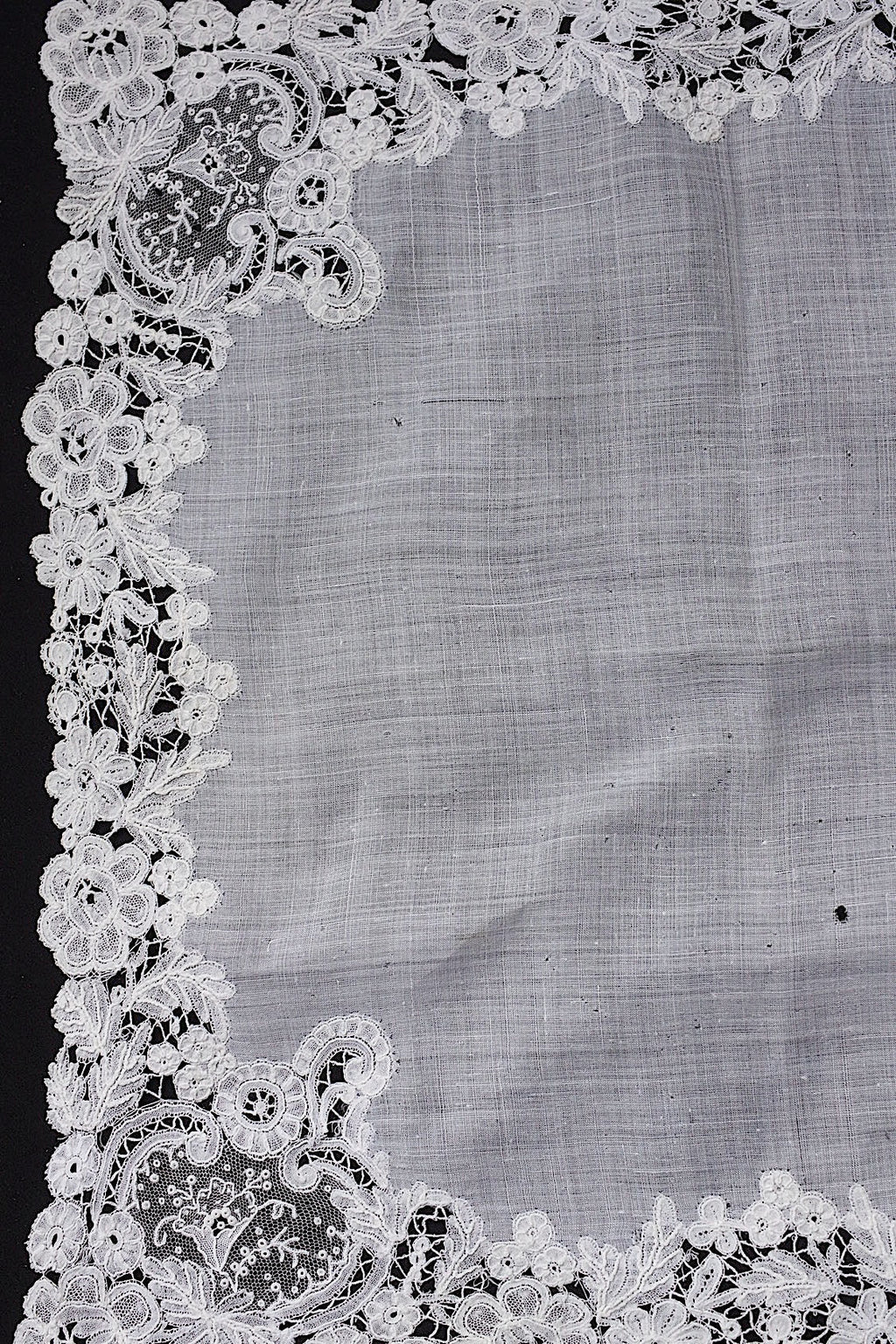 アンティークレースハンカチ　mouchoir  ancien ハンカチ２種 .FR a l'epoque