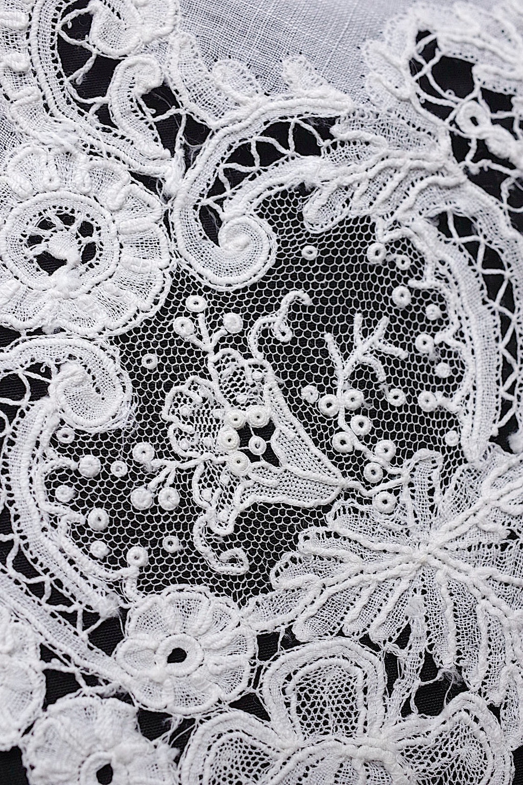 アンティークレースハンカチ　mouchoir  ancien ハンカチ２種 .FR a l'epoque