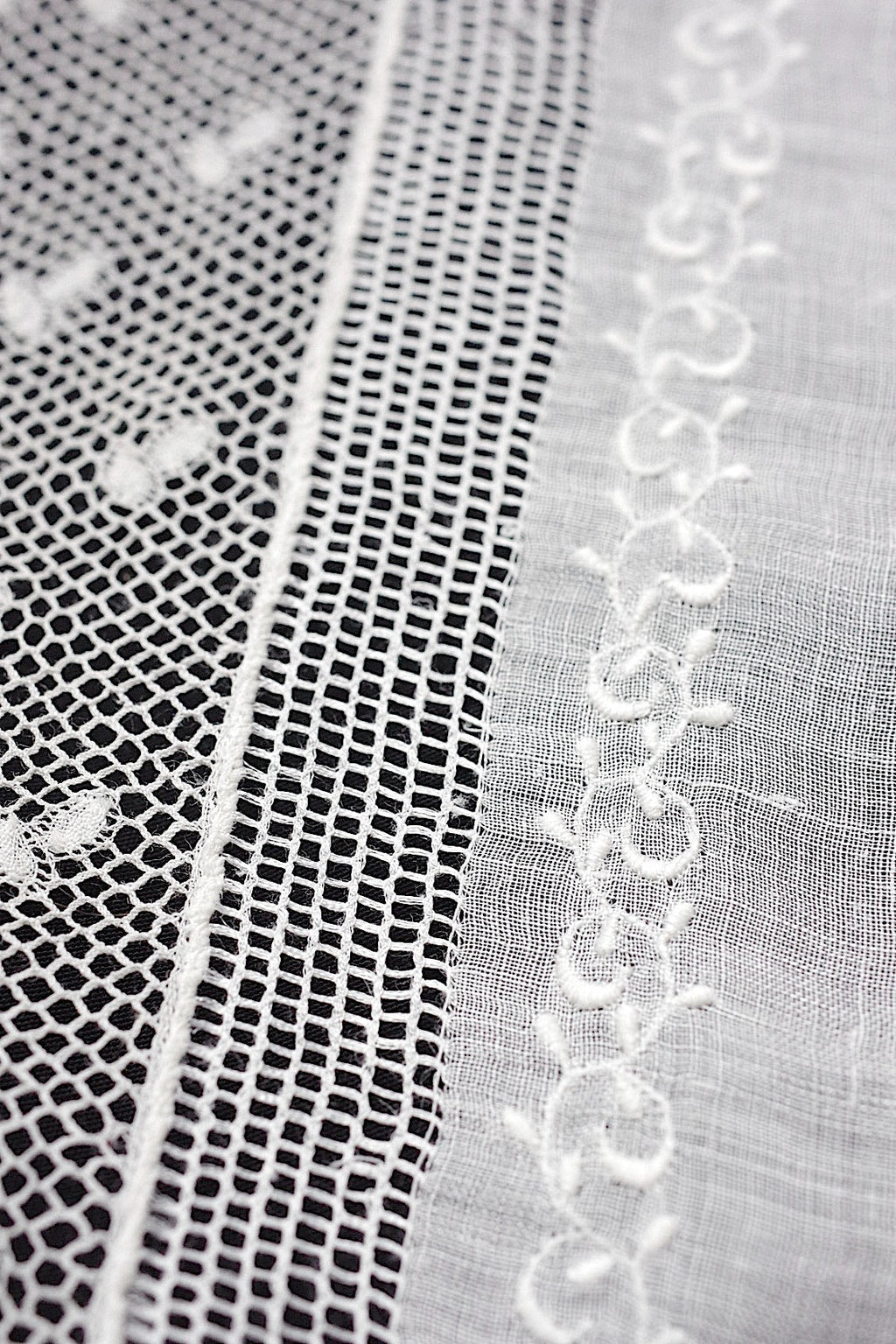 アンティークレースハンカチ　mouchoir  ancien ハンカチ1 .FR a l'epoque