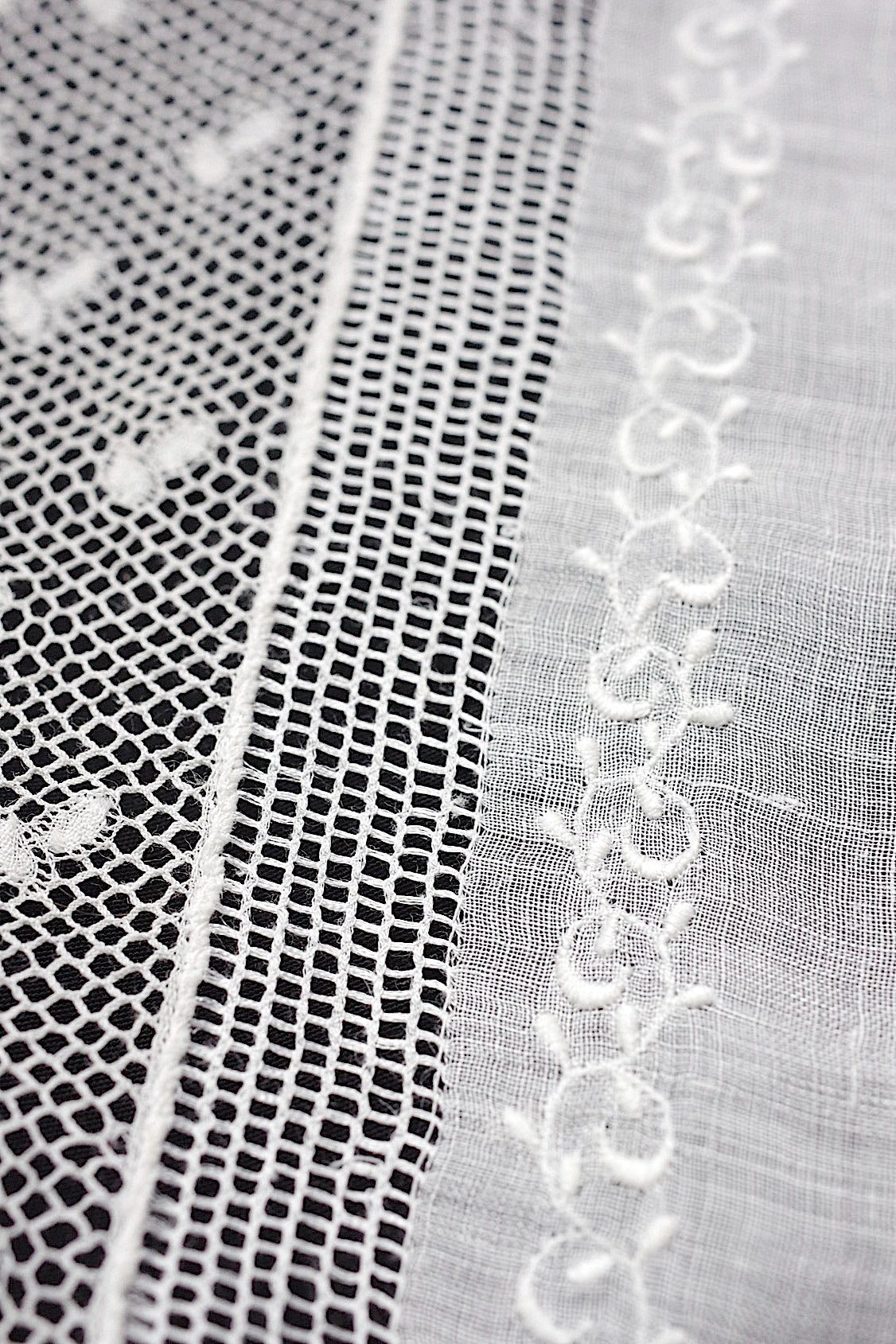 アンティークレースハンカチ　mouchoir  ancien ハンカチ1 .FR a l'epoque