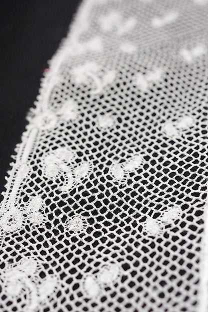 アンティークレースハンカチ　mouchoir  ancien ハンカチ1 .FR a l'epoque