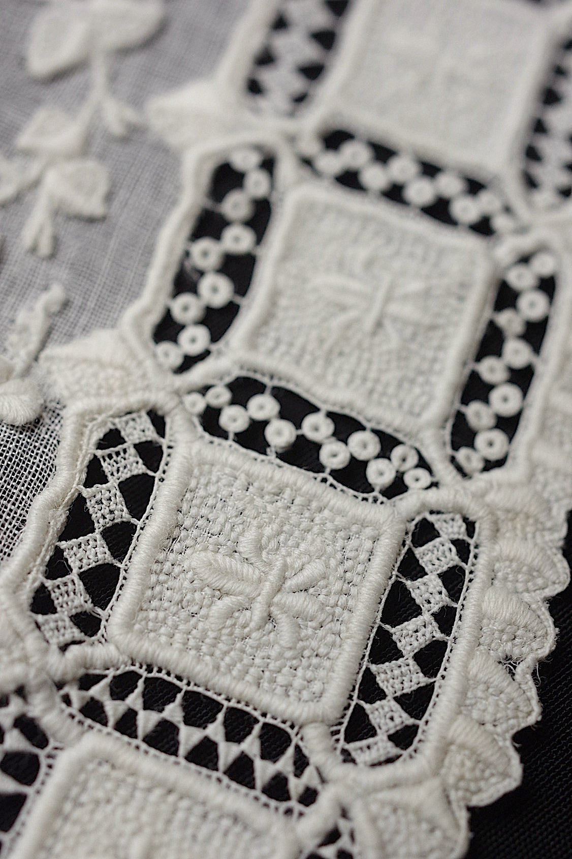 アンティークレースハンカチ　mouchoir  ancien ハンカチ2 .FR a l'epoque