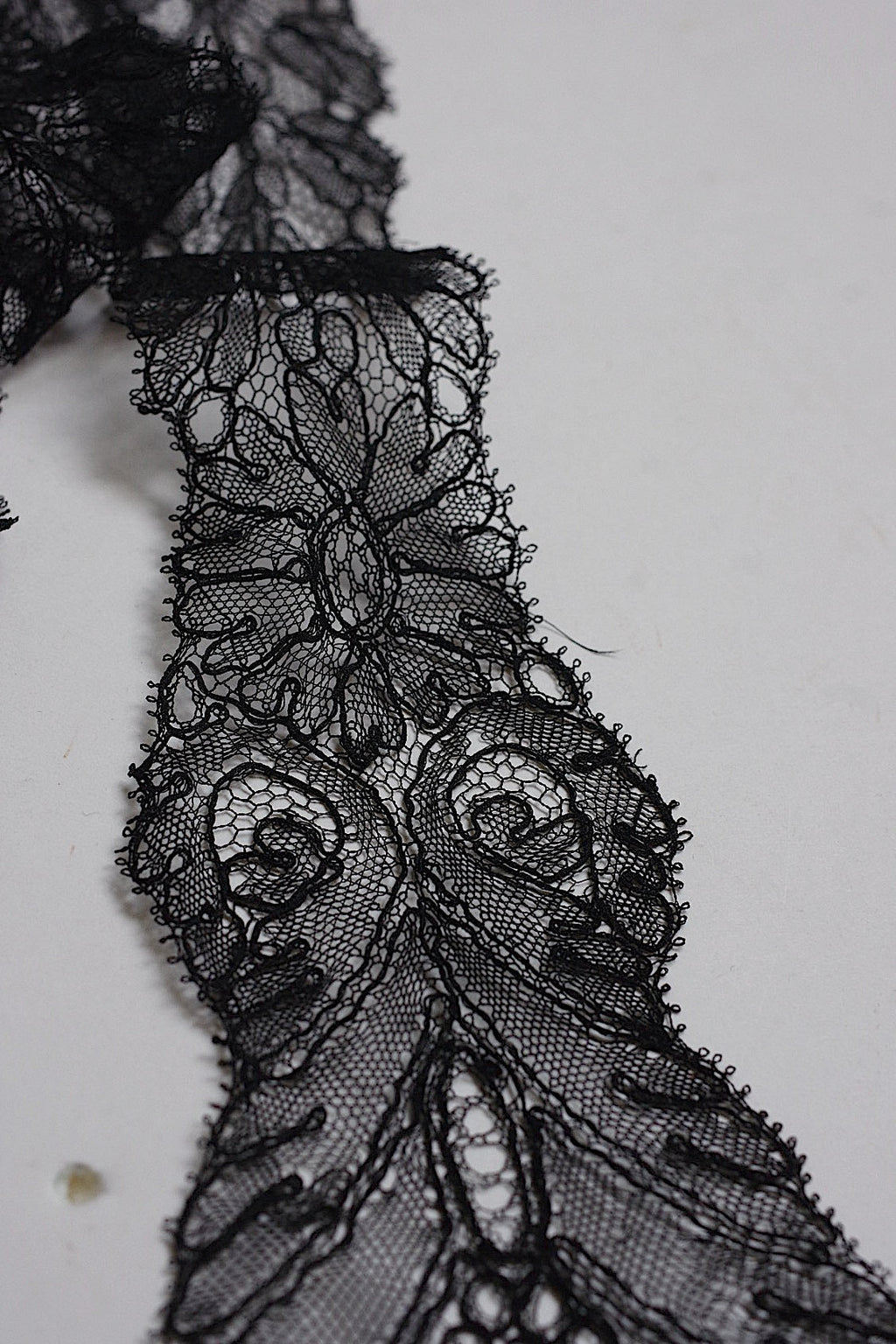 アンティークレース　dentelle  ancienne シャンティイラペット .FR a l'epoque