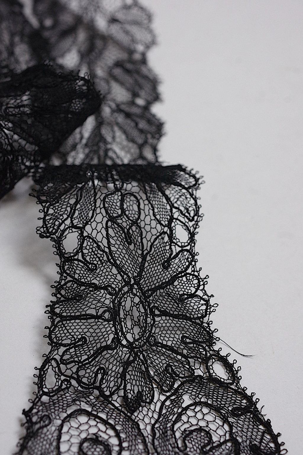 アンティークレース　dentelle  ancienne シャンティイラペット .FR a l'epoque