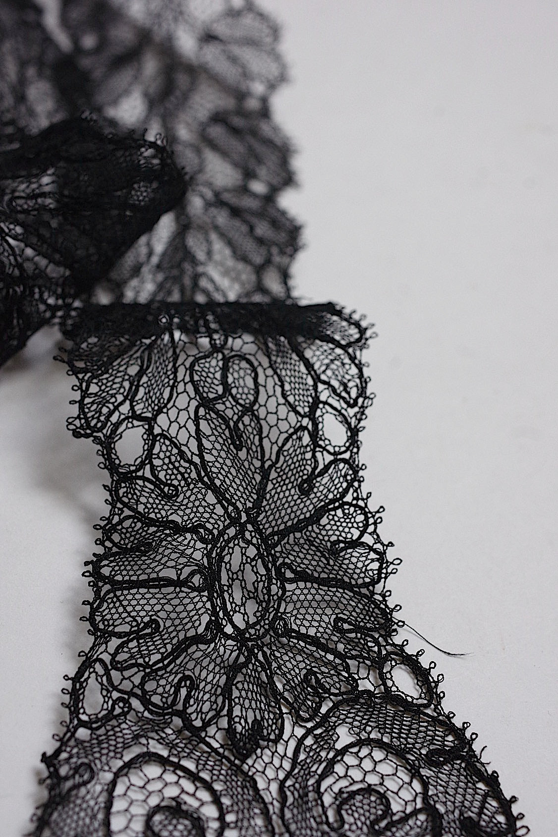 アンティークレース　dentelle  ancienne シャンティイラペット .FR a l'epoque