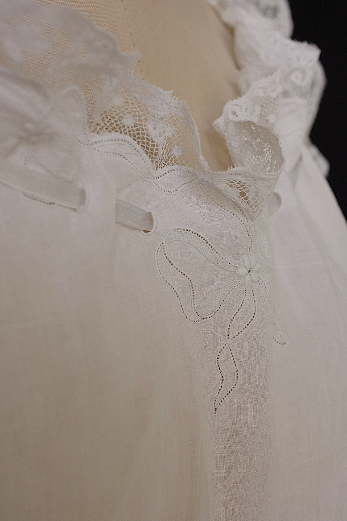 アンティークワンピース　vêtement antique robe de chambre .FR a l'epoque