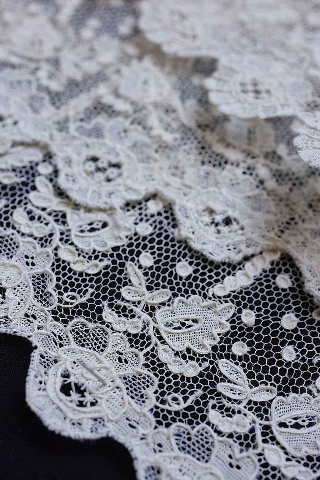 アンティークレース　dentelle ancienne アランソンレース　70cm .FR a l'epoque