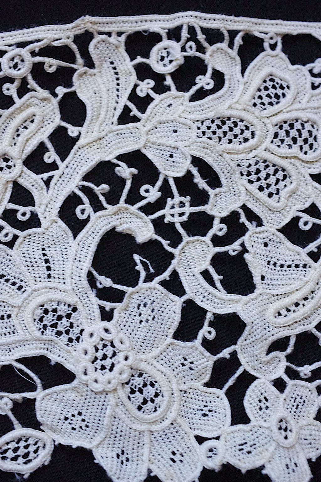 アンティークレース　dentelle ancienne クロシェ、ヴニーズ .FR a l'epoque