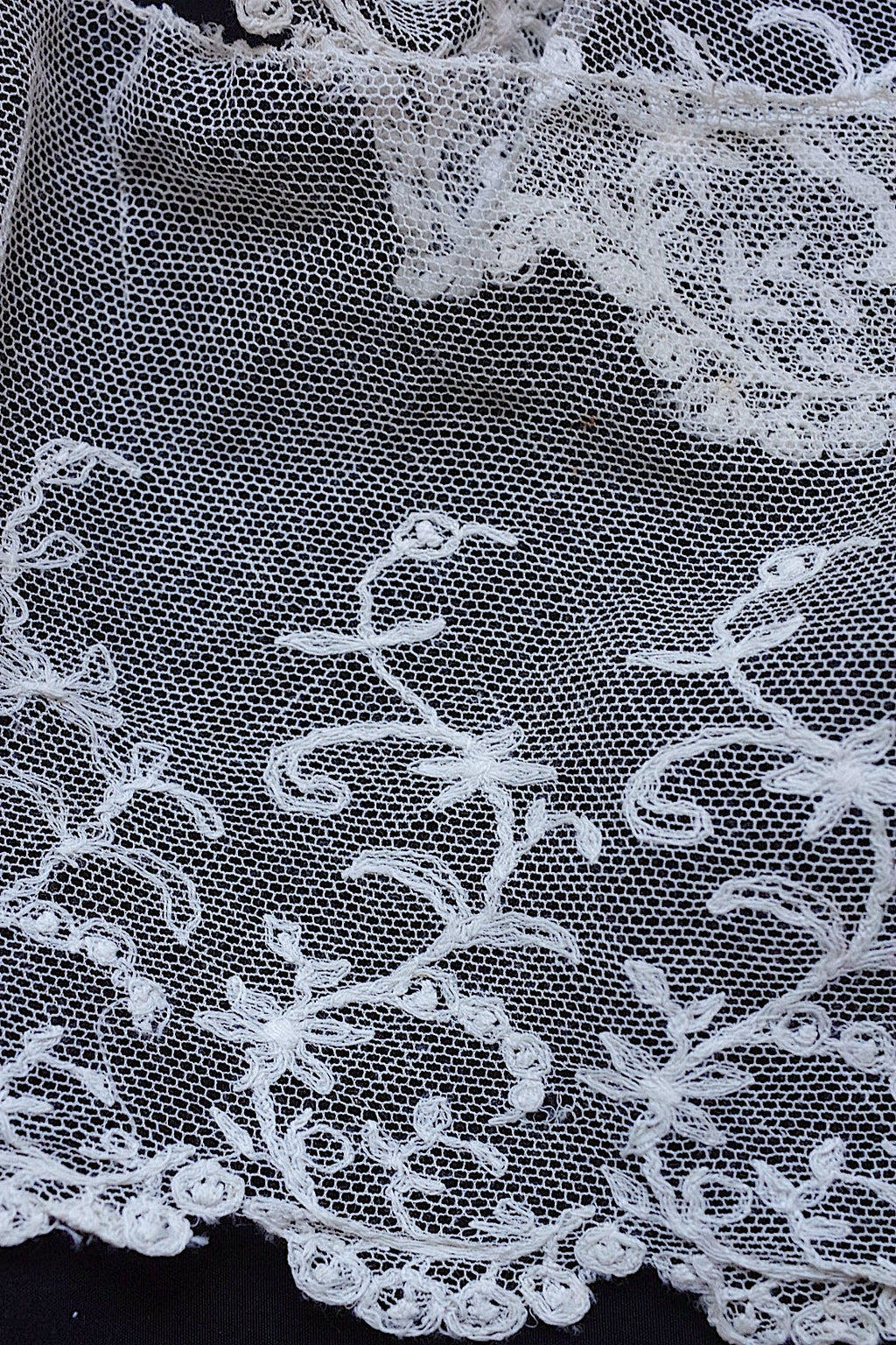 アンティークレース　dentelle ancienne 308cm .FR a l'epoque