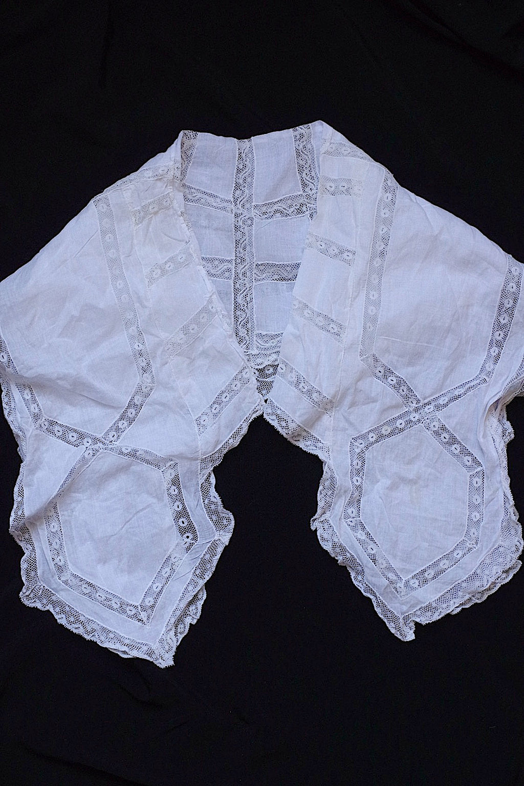 アンティークレース　dentelle ancienne 襟 .FR a l'epoque