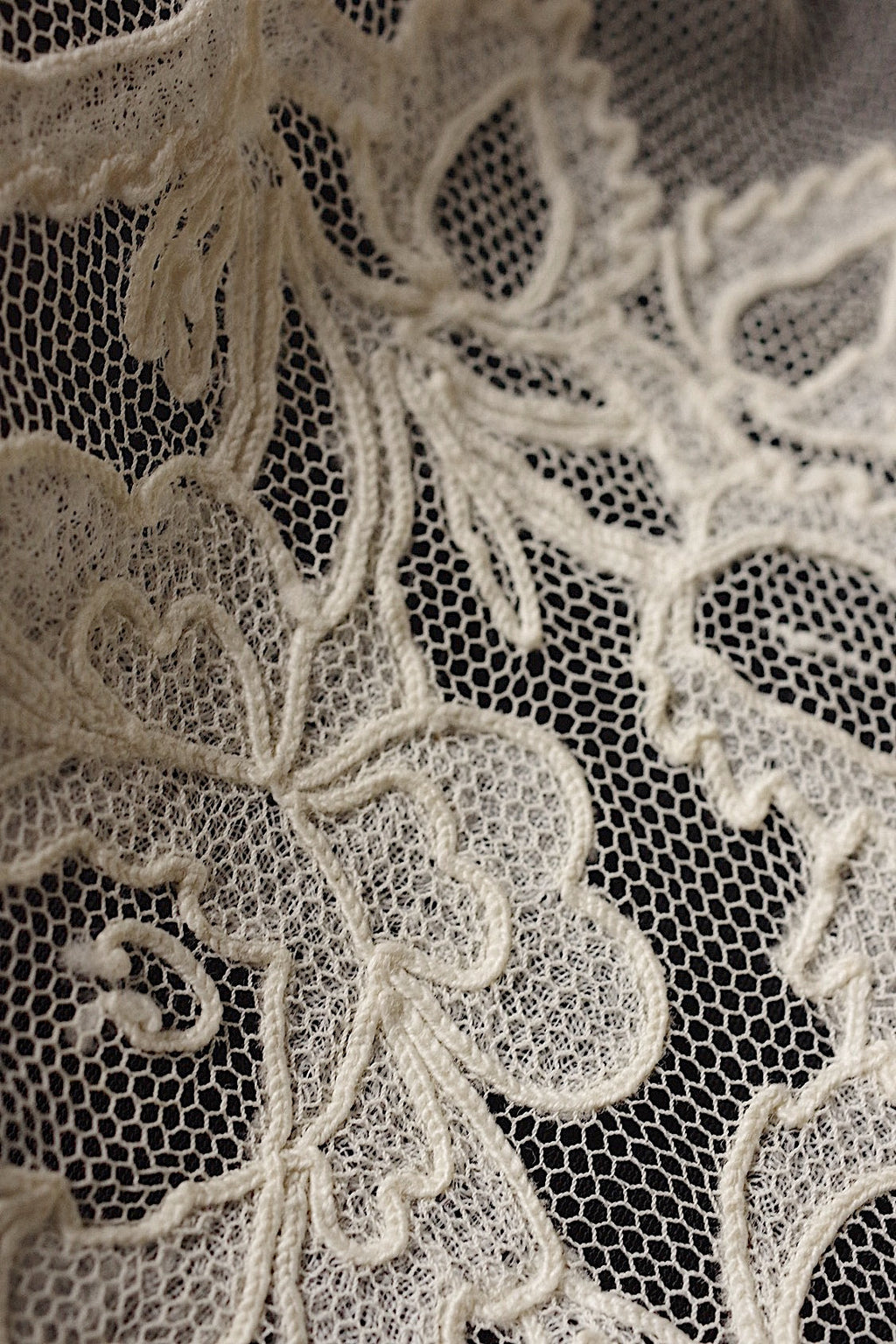 アンティークレース　dentelle ancienne ベール .FR a l'epoque