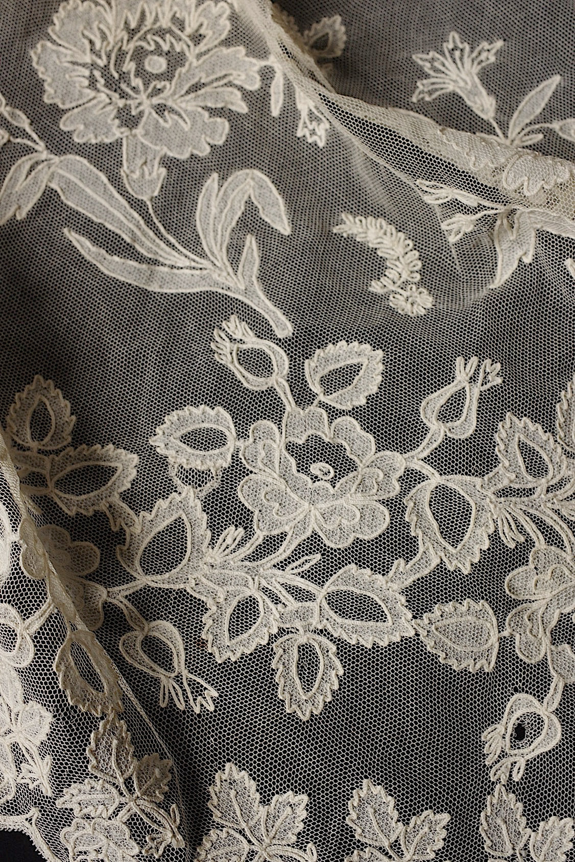 アンティークレース　dentelle ancienne ベール .FR a l'epoque