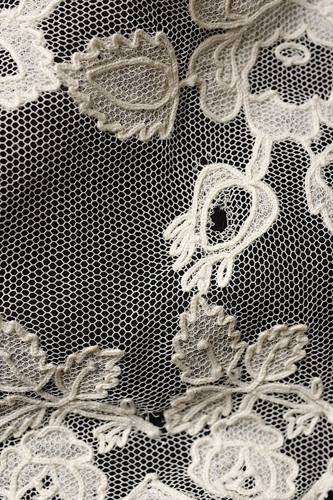 アンティークレース　dentelle ancienne ベール .FR a l'epoque