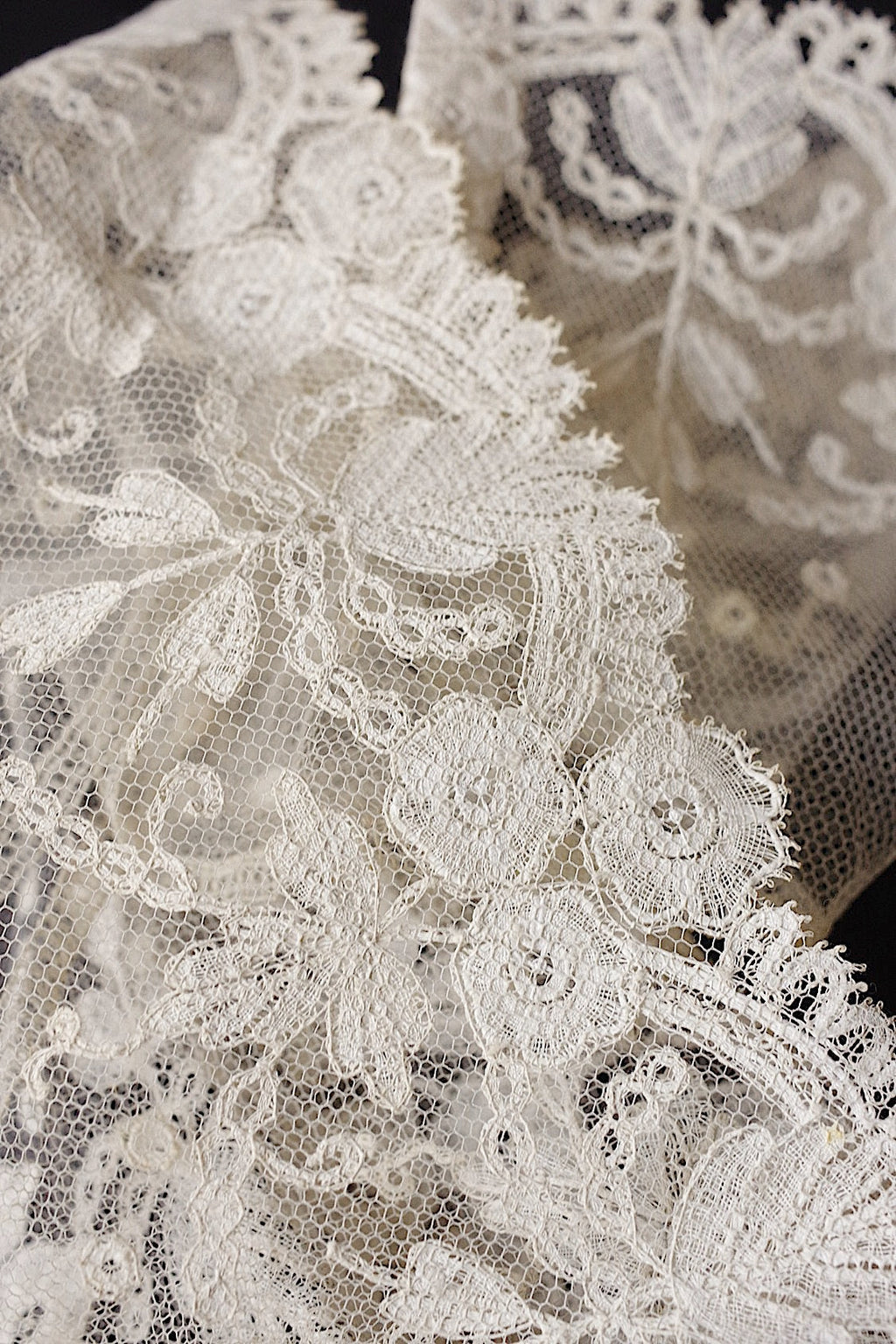 アンティークレース　dentelle ancienne 襟付きケープ＋167cm .FR a l'epoque