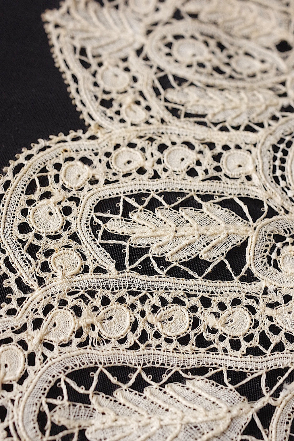 アンティークレース　dentelle ancienne ハンカチ .FR a l'epoque