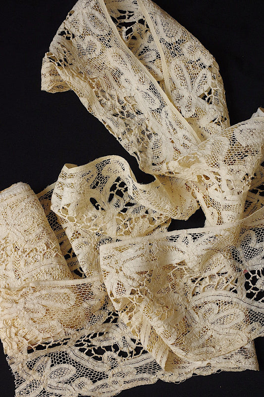 アンティークレース　dentelle ancienne 450cm .FR a l'epoque