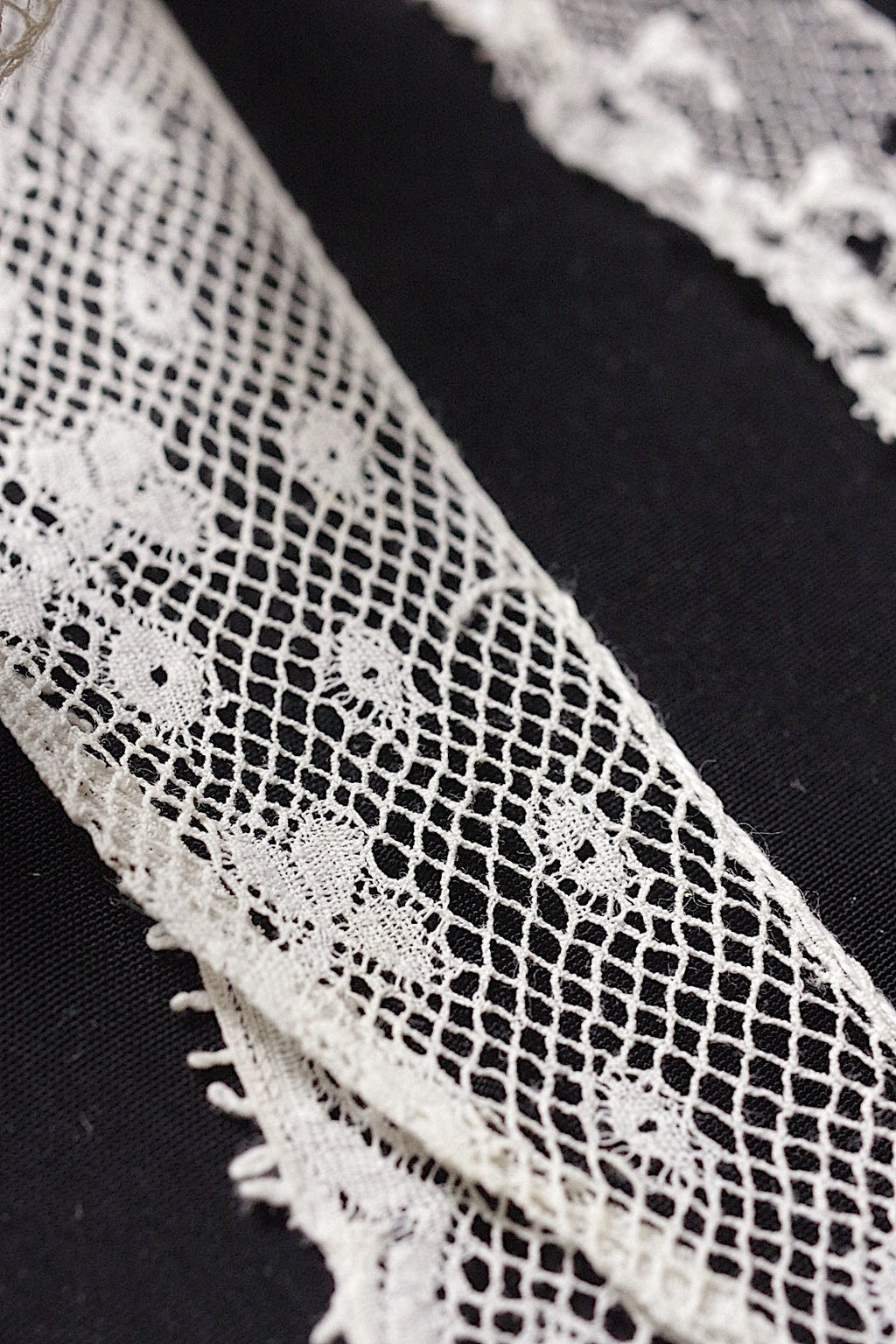 アンティークレース　dentelle ancienne 6本 .FR a l'epoque