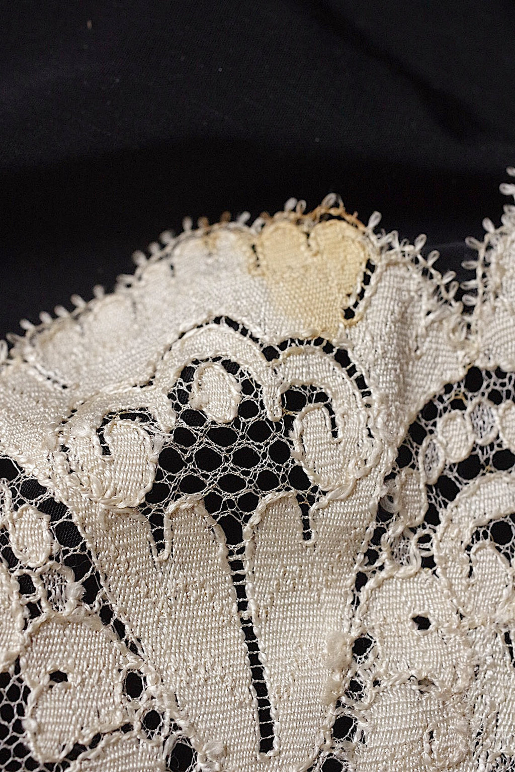 アンティークレース　dentelle ancienne ブロンドレースショール .FR a l'epoque