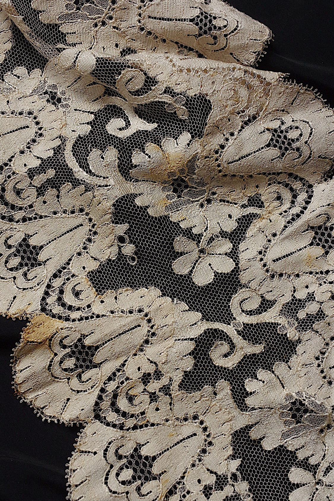 アンティークレース　dentelle ancienne ブロンドレースショール .FR a l'epoque