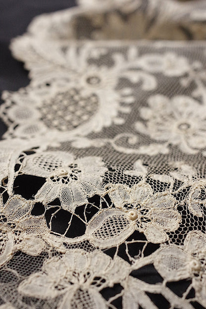 アンティークレース　dentelle ancienne　素材用　lots 1 .FR a l'epoque