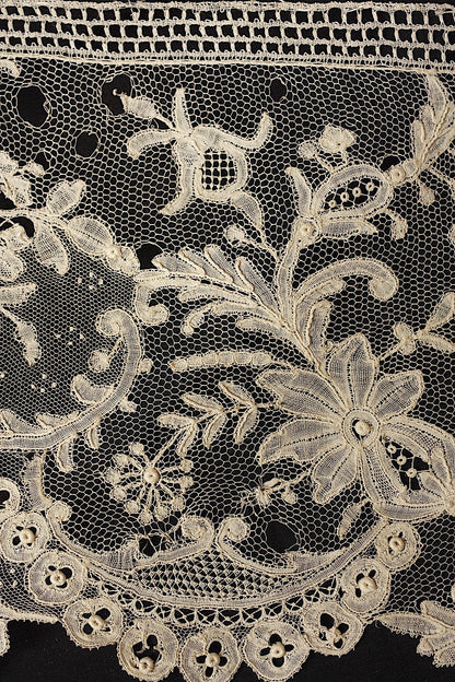 アンティークレース　dentelle ancienne　素材用　lots 1 .FR a l'epoque