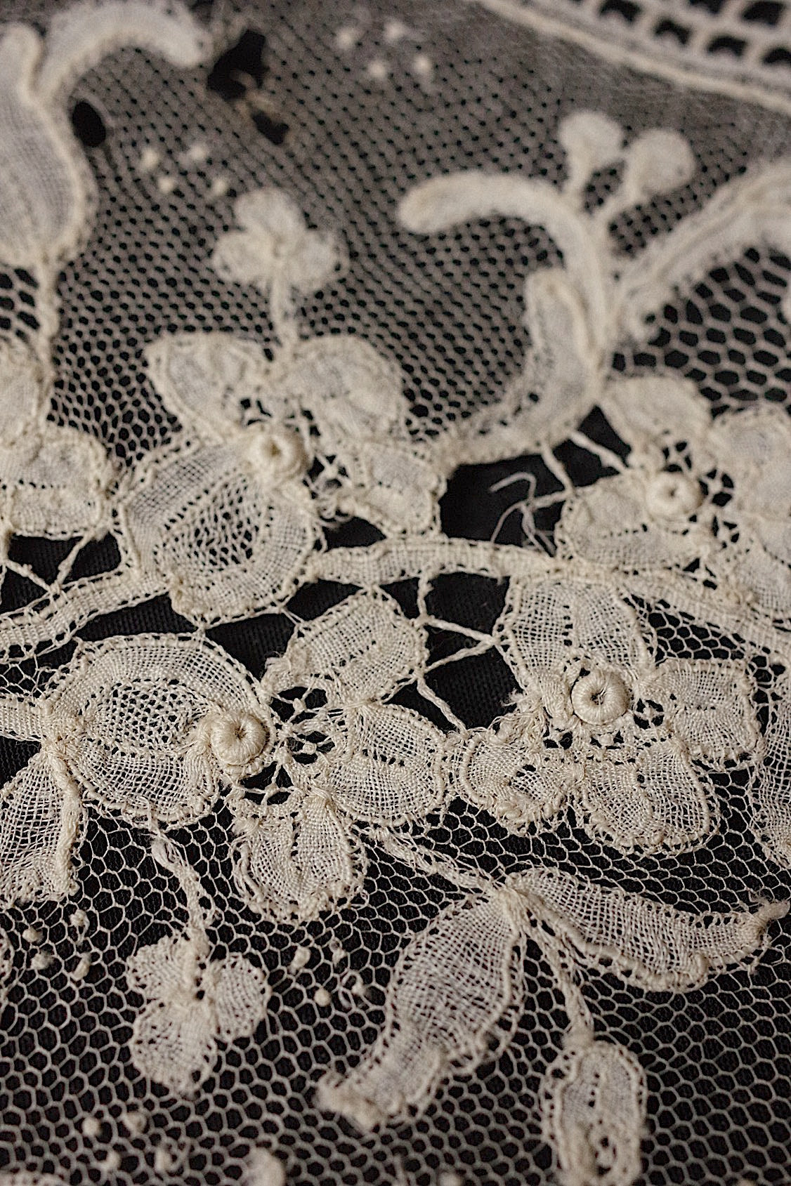 アンティークレース　dentelle ancienne　素材用　lots 1 .FR a l'epoque