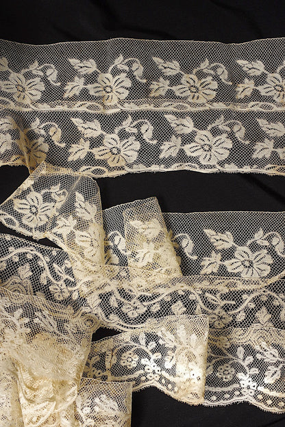 アンティークレース　dentelle ancienne　素材用　lots3 .FR a l'epoque