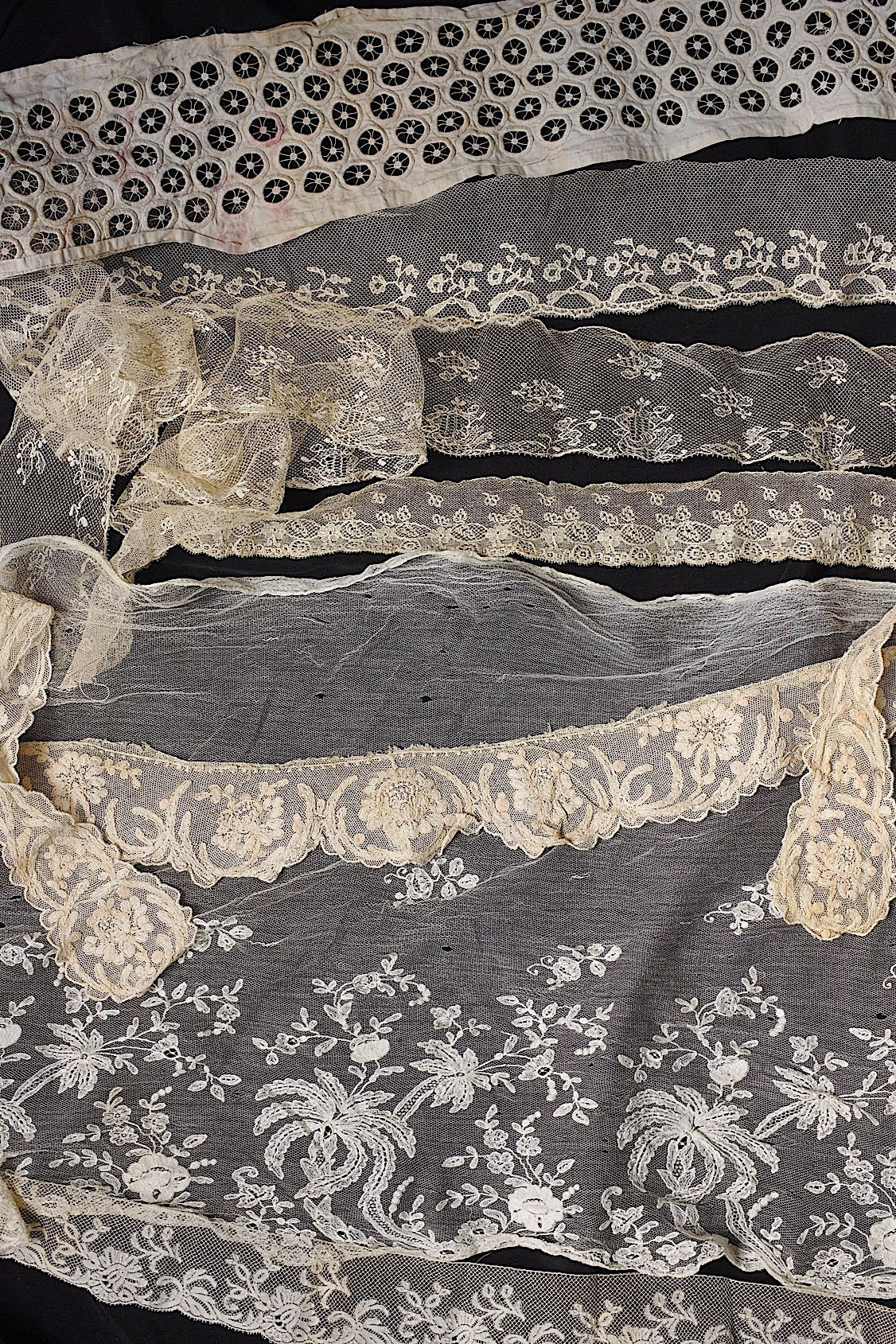 アンティークレース　dentelle ancienne　素材用　lots5 .FR a l'epoque