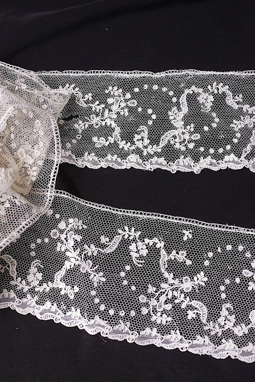 アンティークレース　dentelle ancienne　150cm 220cm アランソン .FR a l'epoque