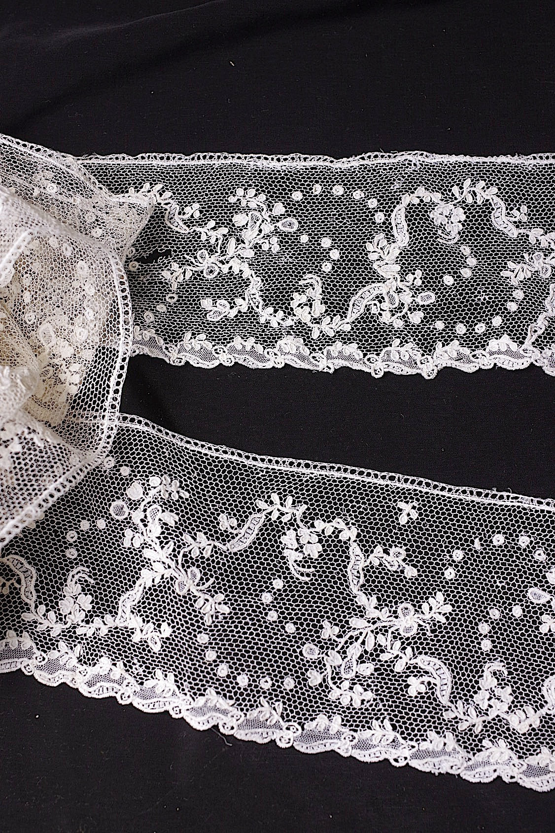 アンティークレース　dentelle ancienne　150cm 220cm アランソン .FR a l'epoque