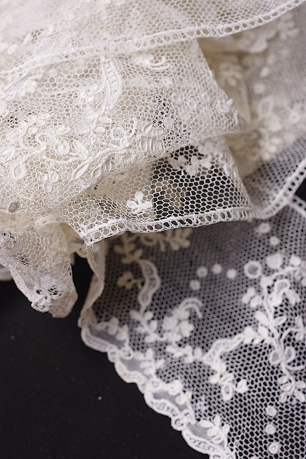 アンティークレース　dentelle ancienne　150cm 220cm アランソン .FR a l'epoque