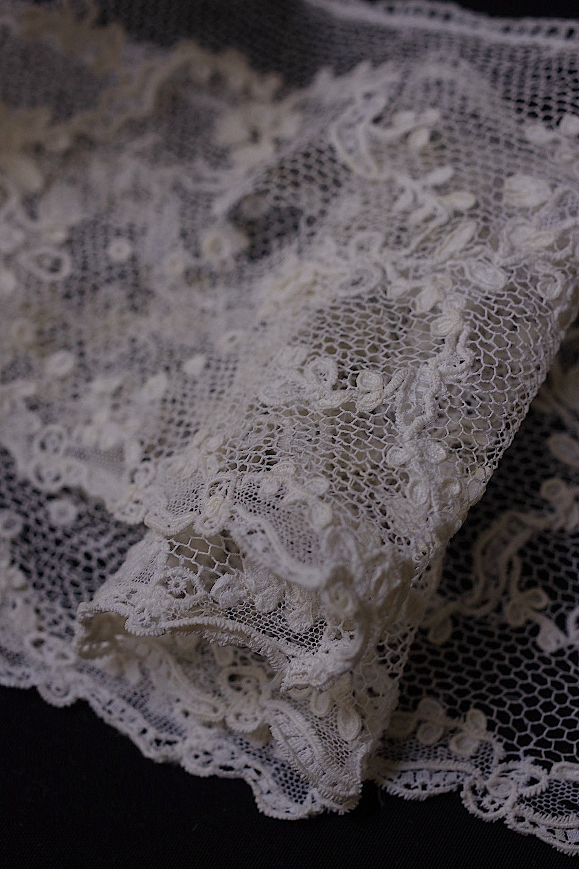 アンティークレース　dentelle ancienne　150cm 220cm アランソン .FR a l'epoque