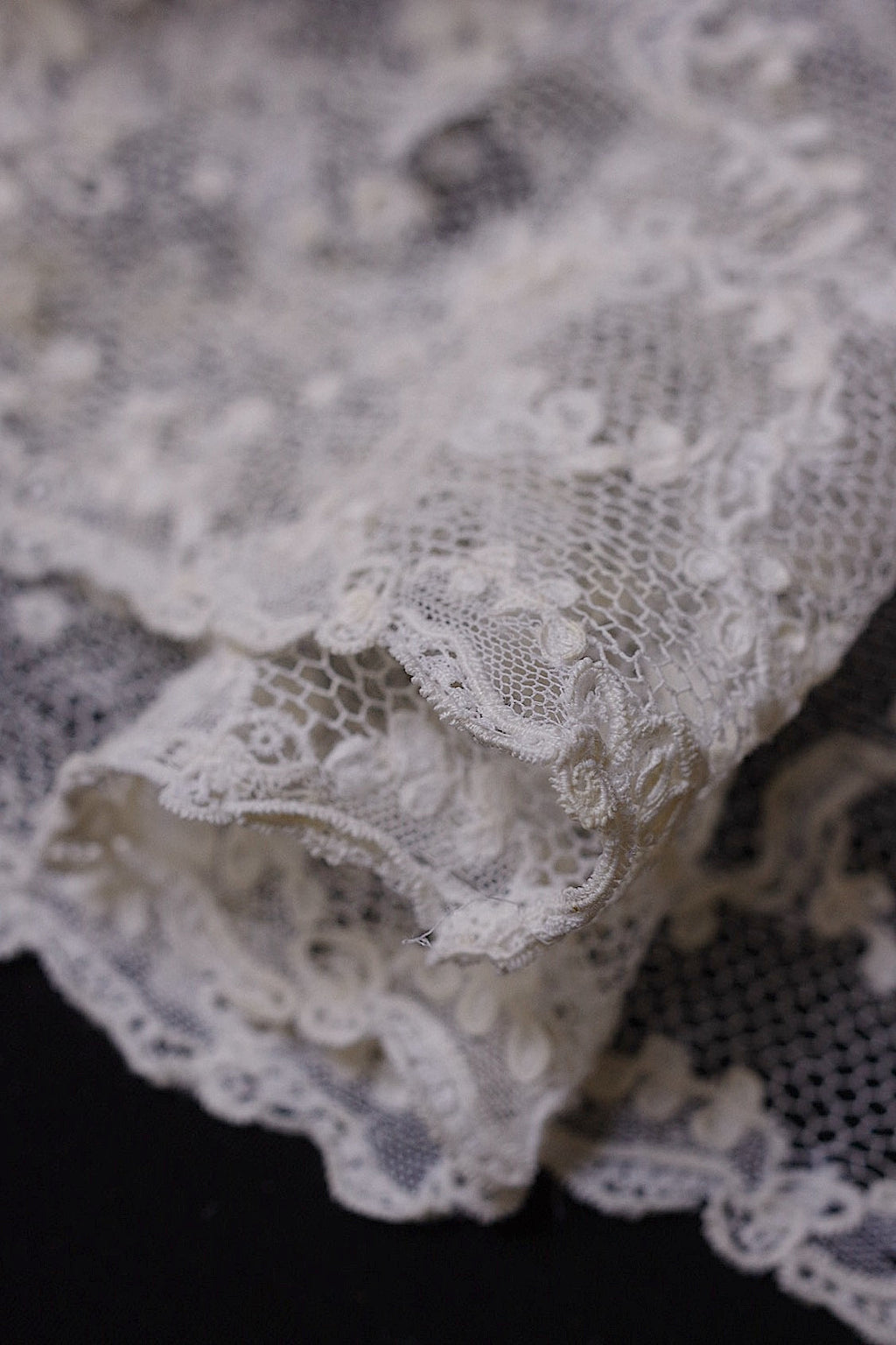 アンティークレース　dentelle ancienne　150cm 220cm アランソン .FR a l'epoque
