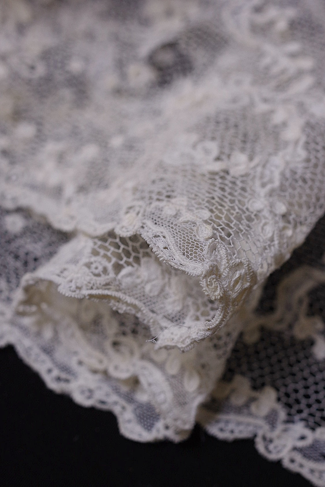 アンティークレース　dentelle ancienne　150cm 220cm アランソン .FR a l'epoque