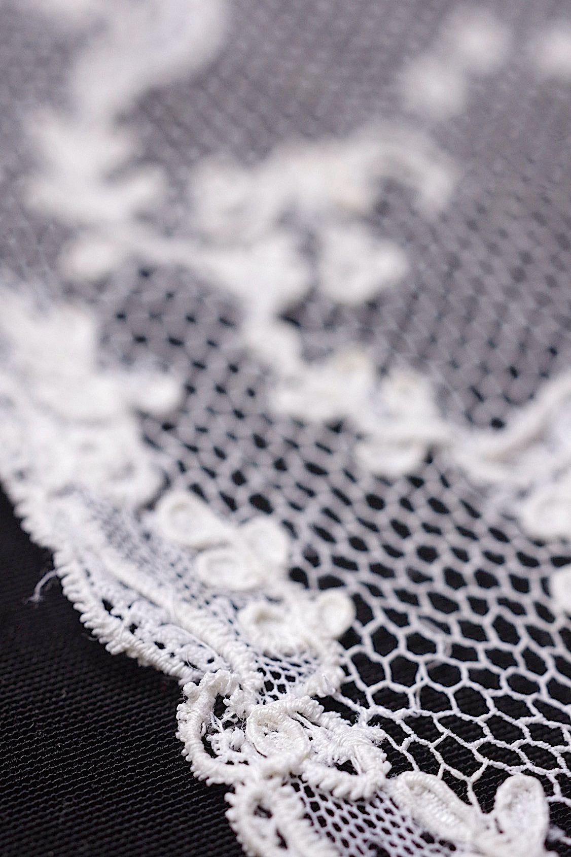 アンティークレース　dentelle ancienne　150cm 220cm アランソン .FR a l'epoque