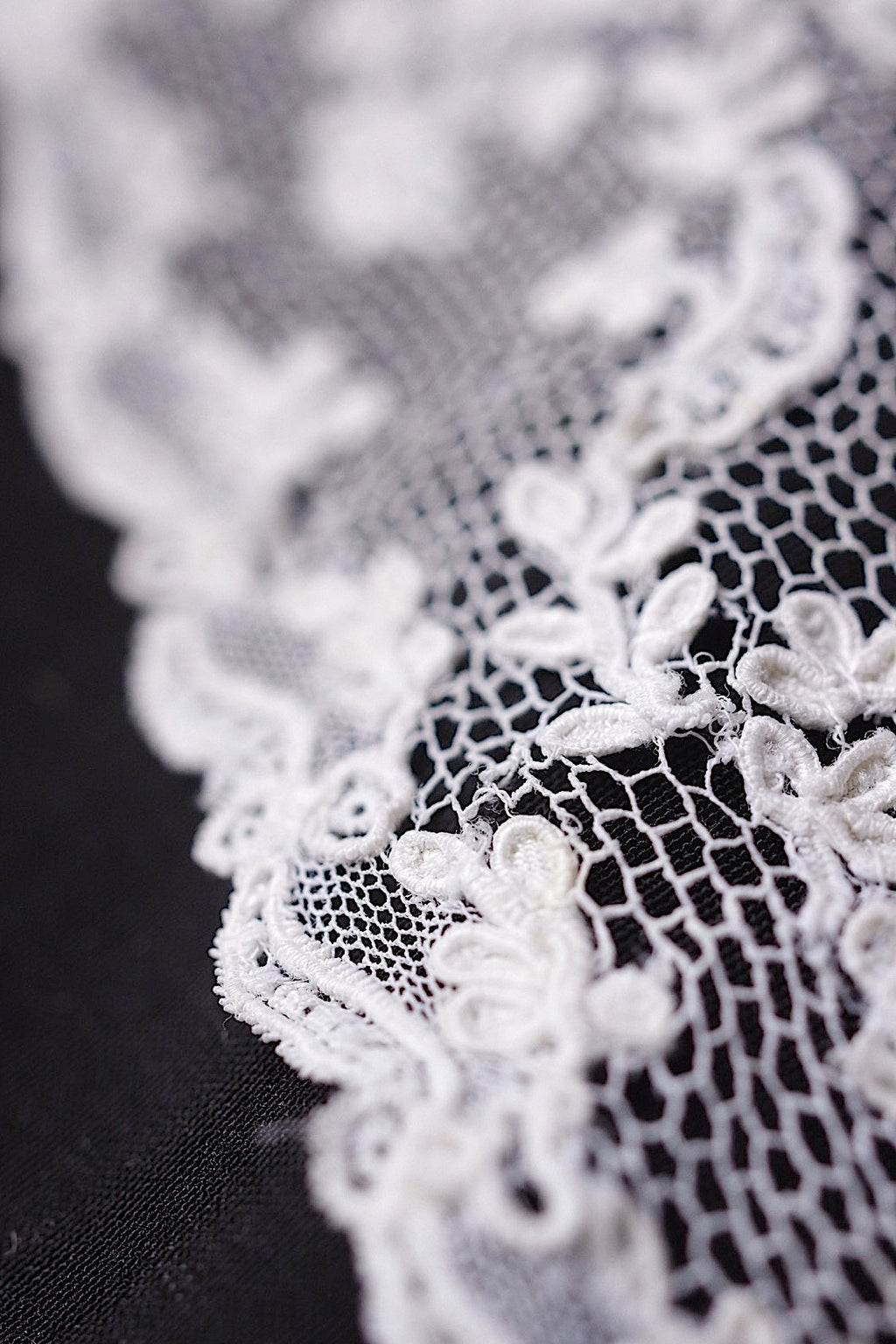 アンティークレース　dentelle ancienne　150cm 220cm アランソン .FR a l'epoque